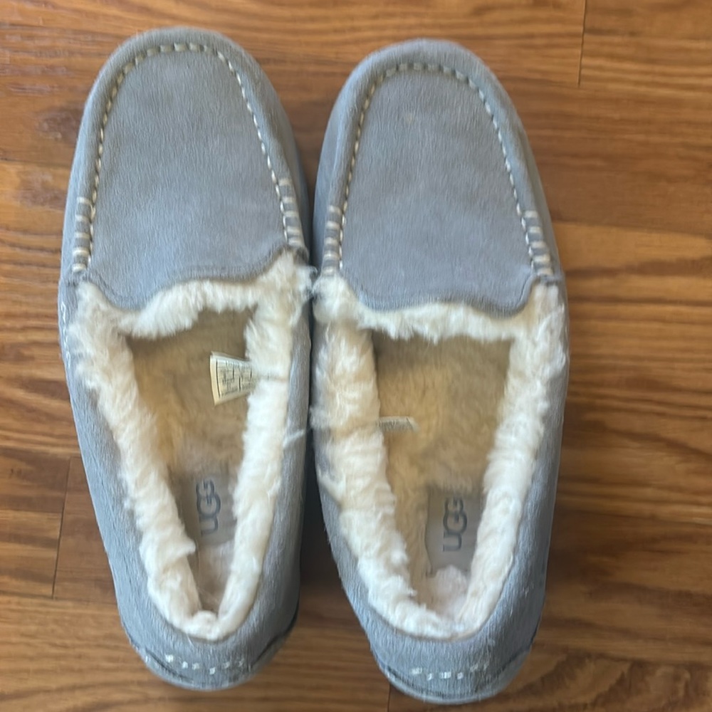 Ugg slippers